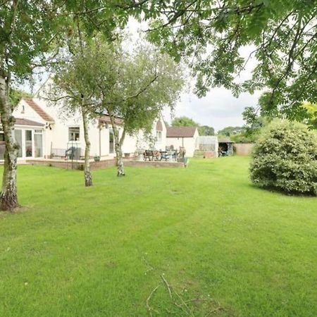 Millfields Cottage And Garden Goxhill  Exterior photo