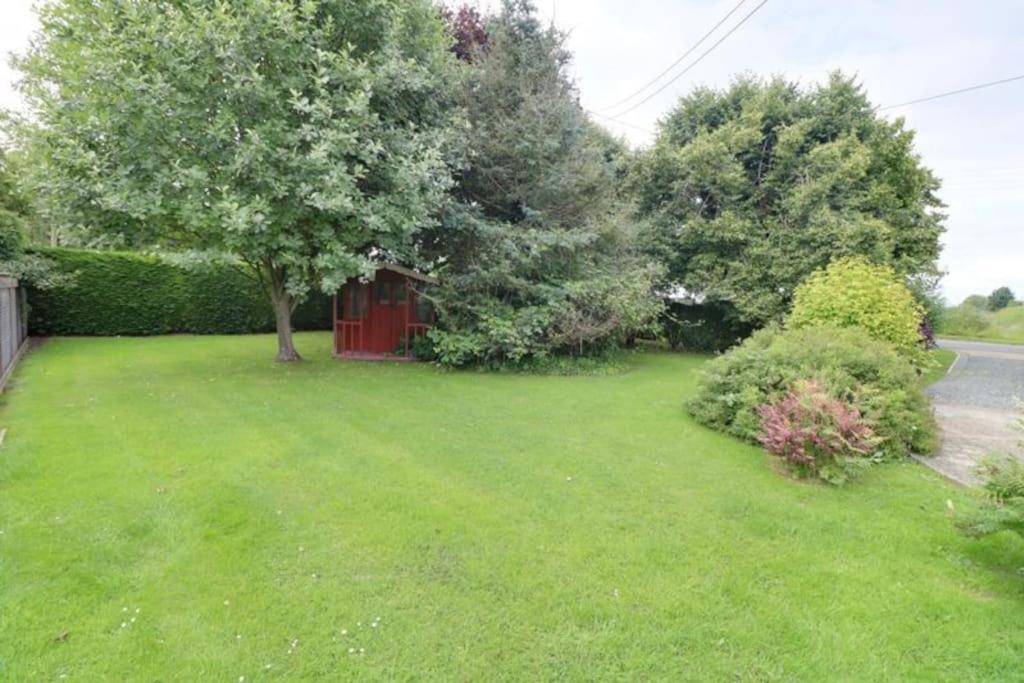 Millfields Cottage And Garden Goxhill  Exterior photo