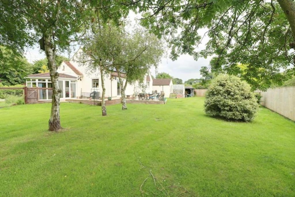 Millfields Cottage And Garden Goxhill  Exterior photo