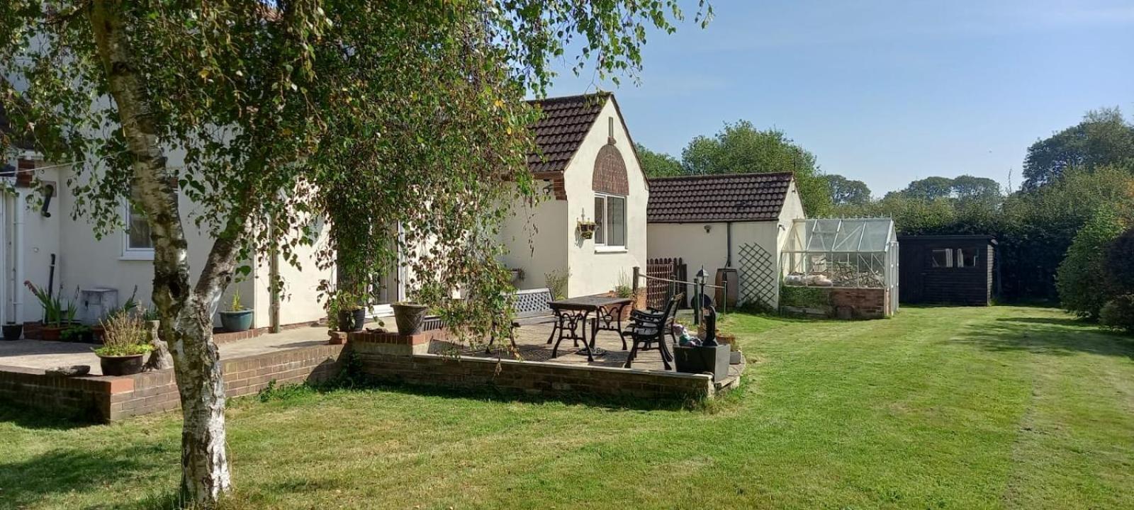 Millfields Cottage And Garden Goxhill  Exterior photo