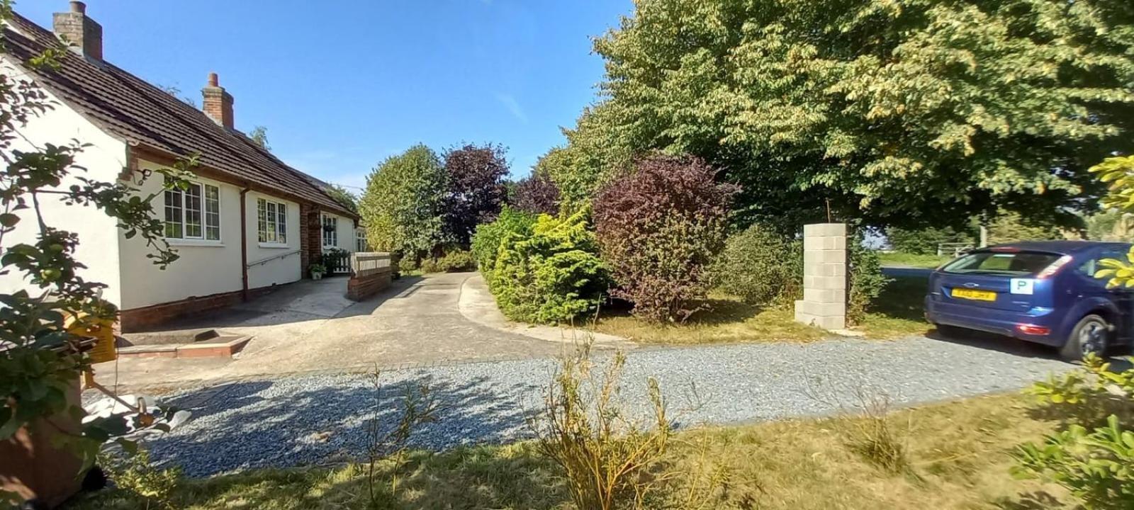 Millfields Cottage And Garden Goxhill  Exterior photo