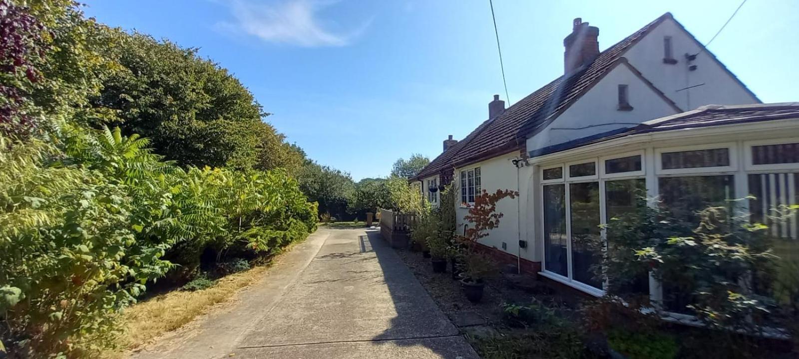 Millfields Cottage And Garden Goxhill  Exterior photo