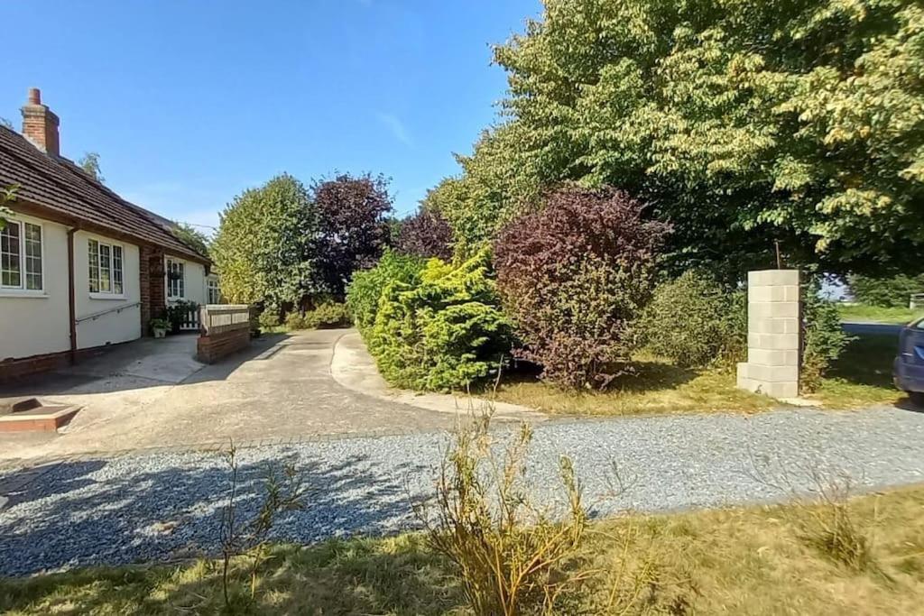 Millfields Cottage And Garden Goxhill  Exterior photo