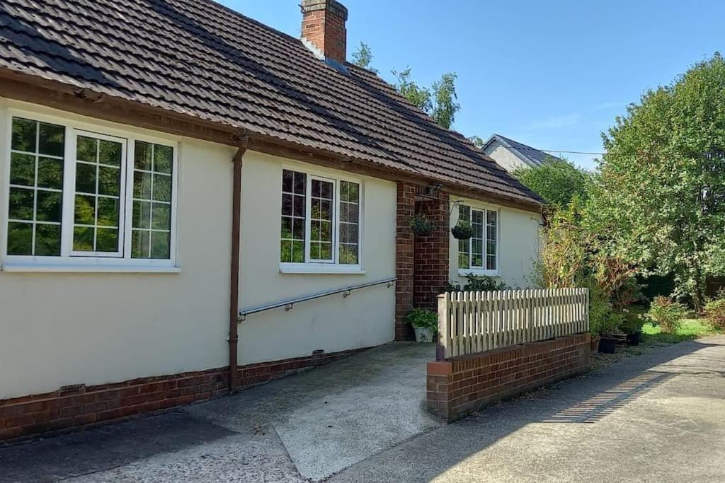 Millfields Cottage And Garden Goxhill  Exterior photo